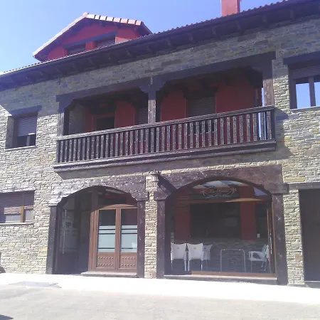 Rural La Robla Hotel 3*