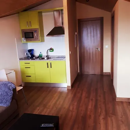 Hotel Rural La Robla 3*