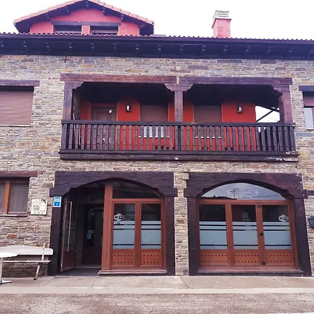 Rural La Robla Hotel 3*